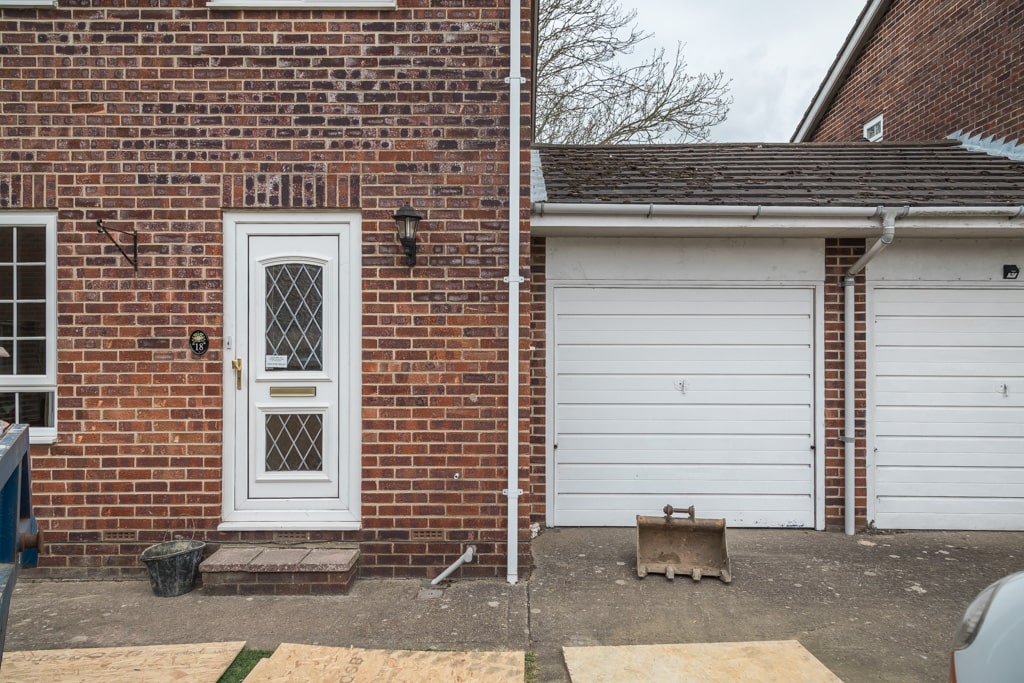 garage-extensions-before-aphex-homes-portsmouth